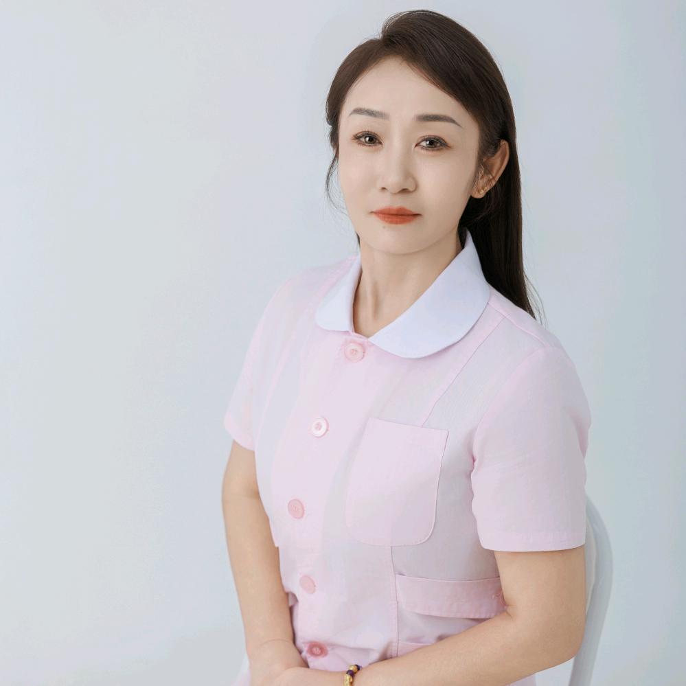 金牌月嫂：许杰（全国接单）