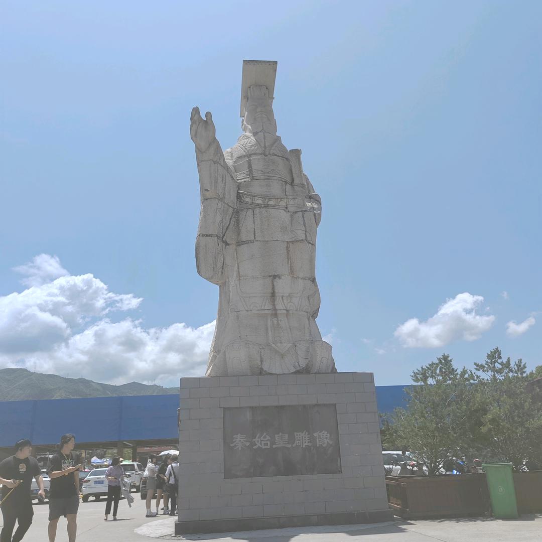 开着宝马捡瓶瓶