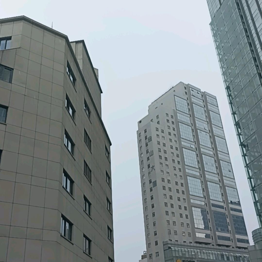 玛尼妈咪轰
