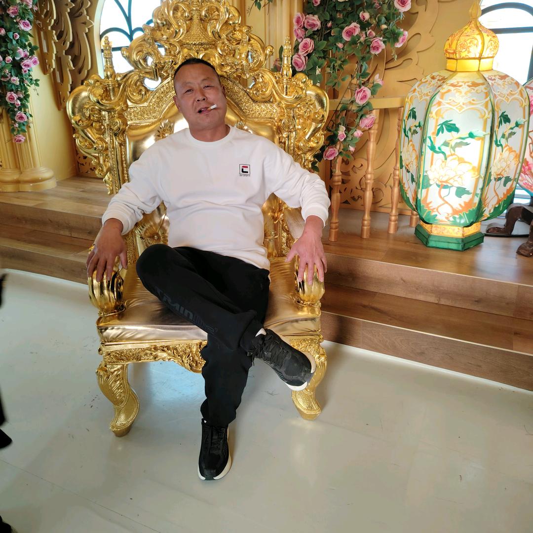 三哥<《战神一》