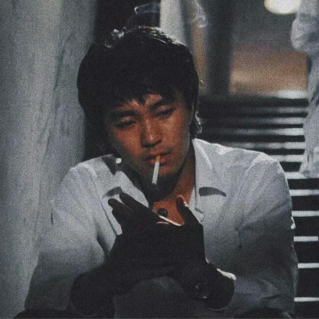 1015