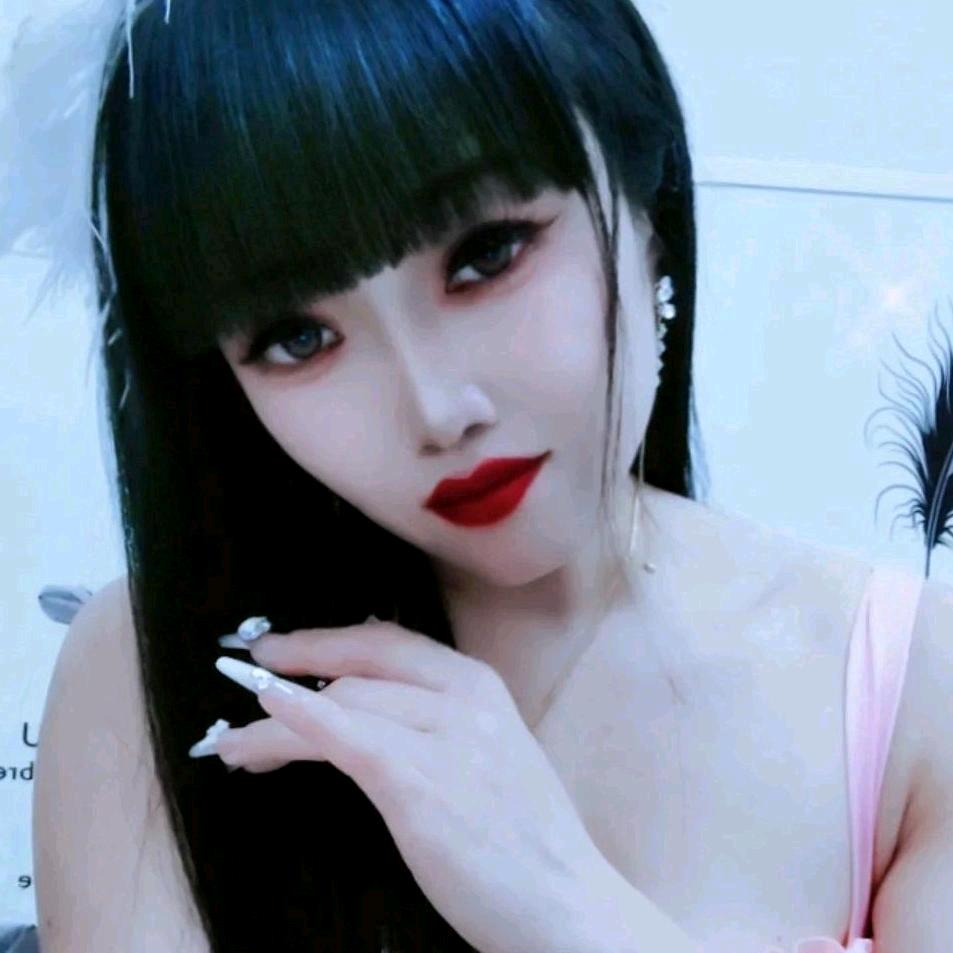 《跳舞的艳艳 》团长