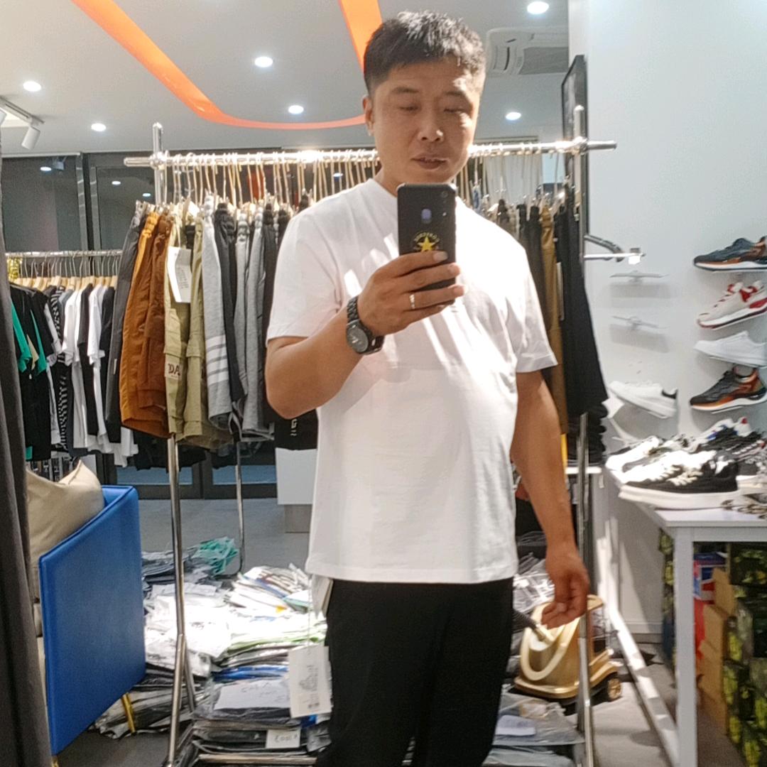 玩  车  帅  哥  1