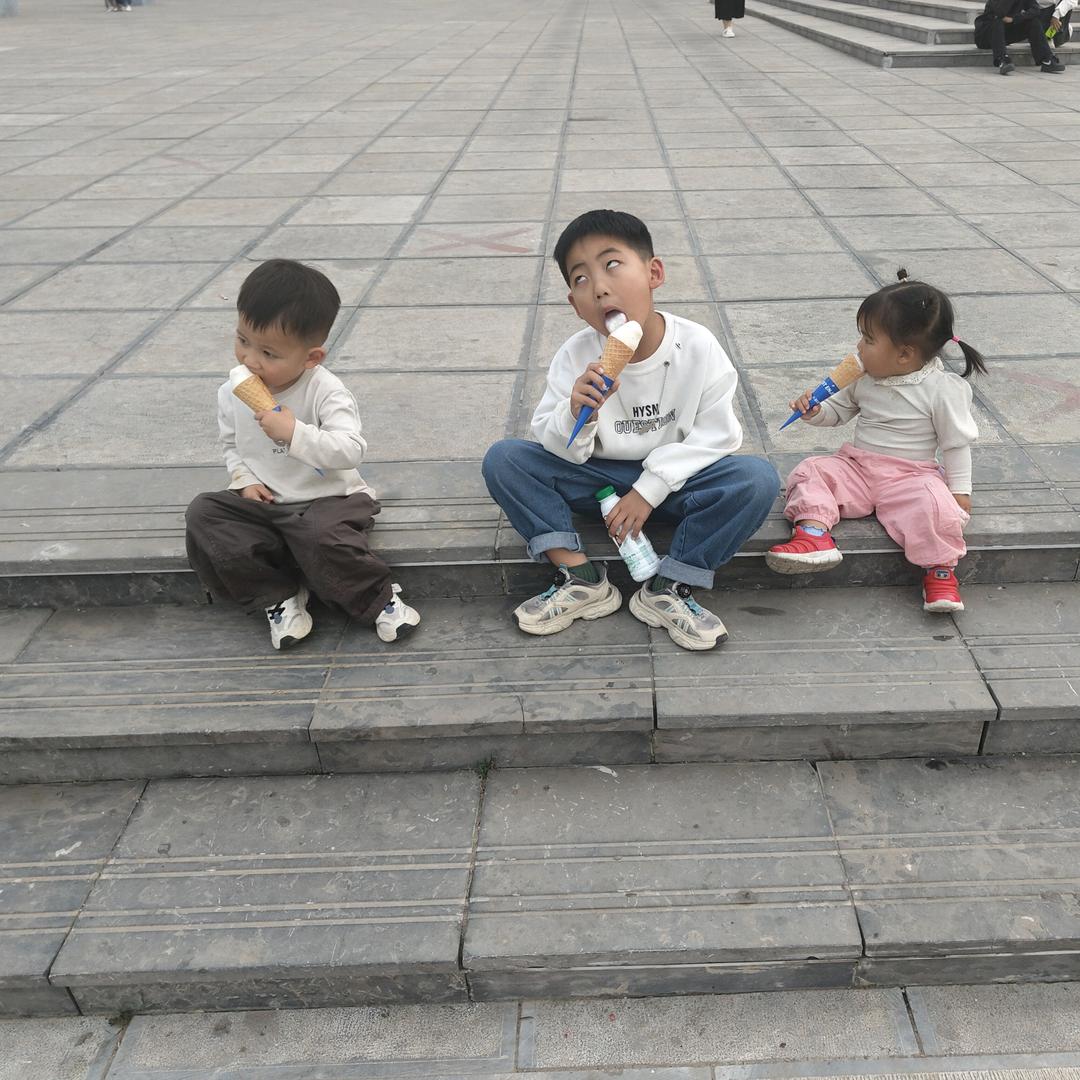 三个神兽的宝妈