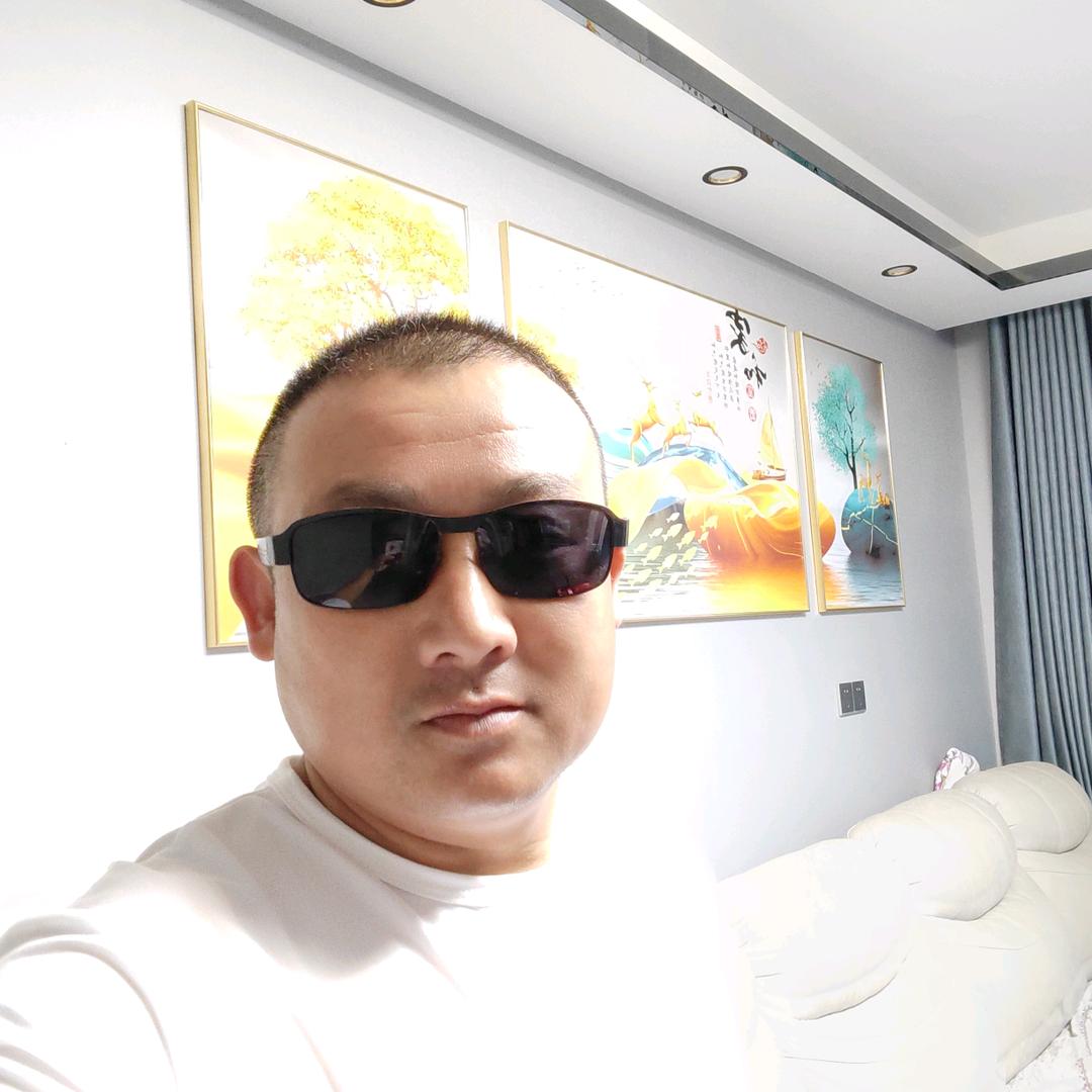 专业贴砖：张小尧