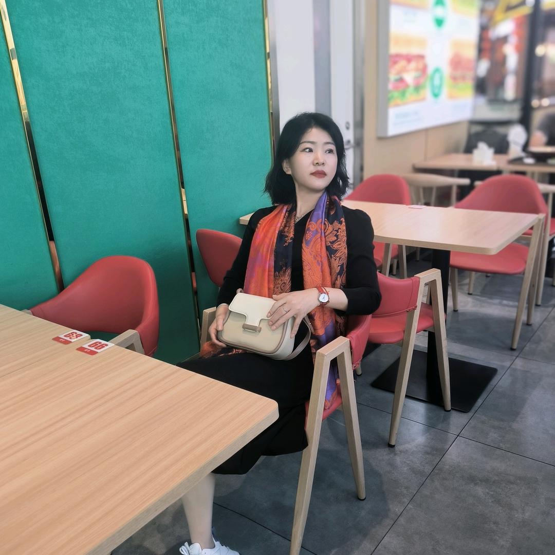 洁伊坊干洗店UCC国际洗衣