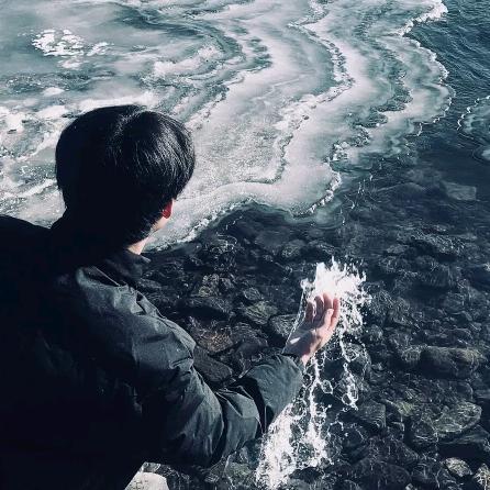 鬻