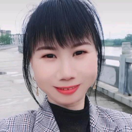 刘素