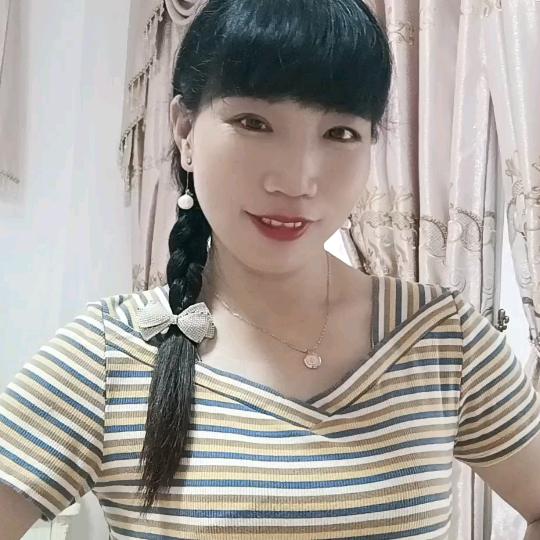 英子