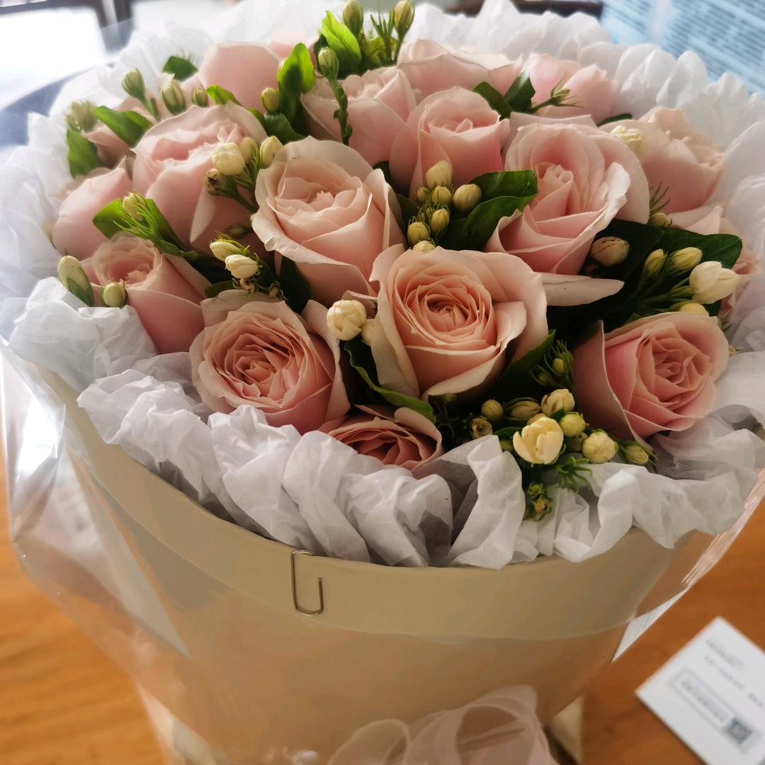 要对生活比个耶✌