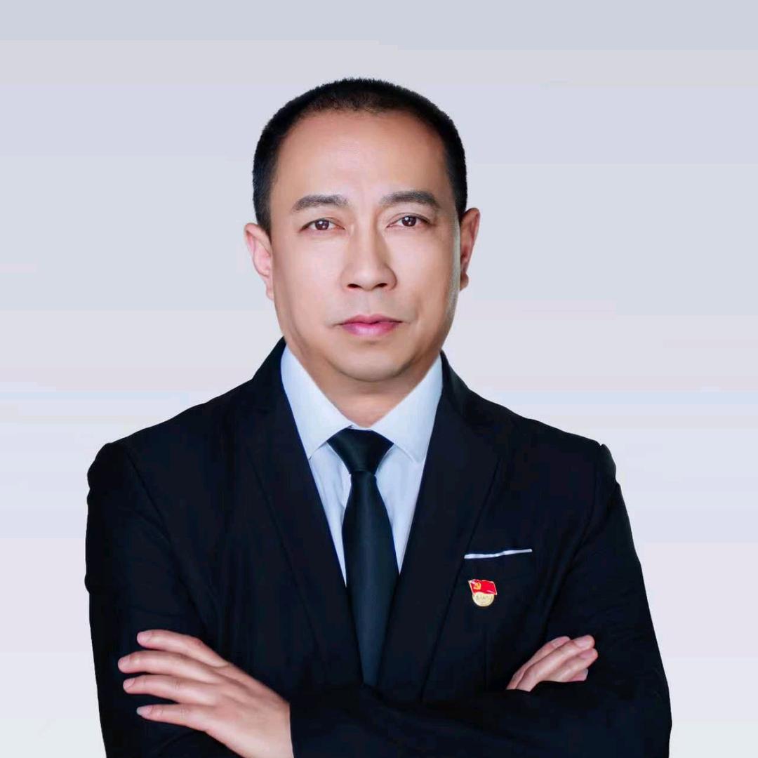 等待。