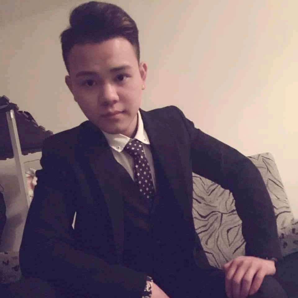 依然是那个🔥阿龍