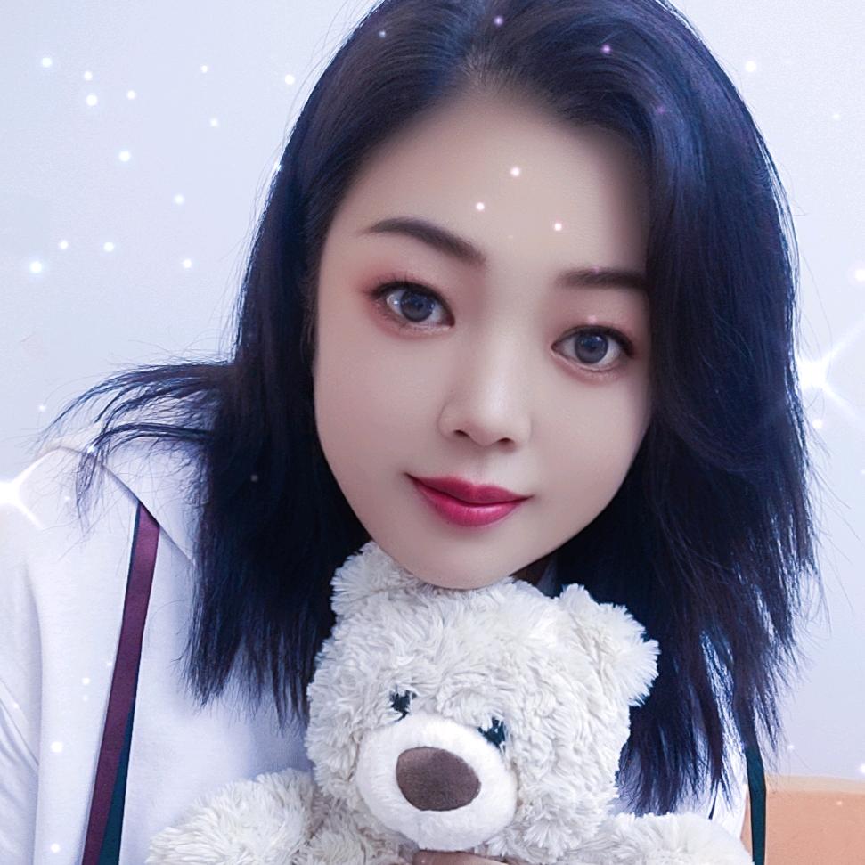 月亮🌙丫头