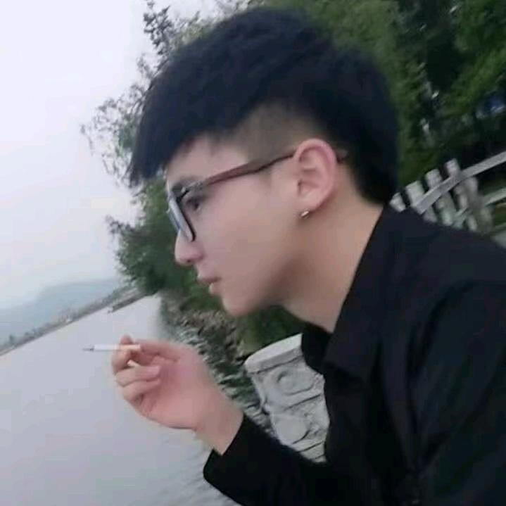 毛毛【鱼缸定制】