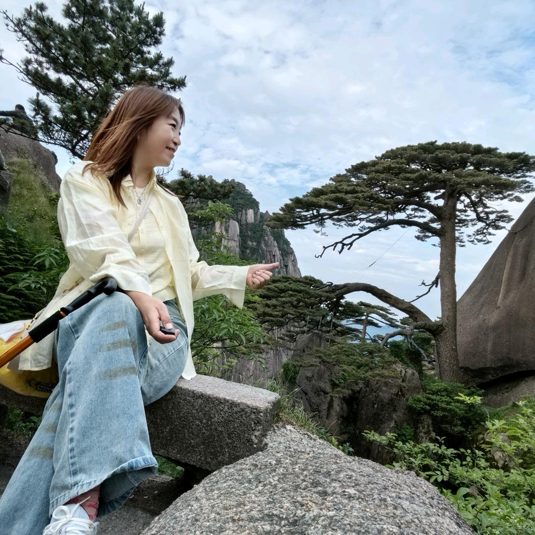 何小莲