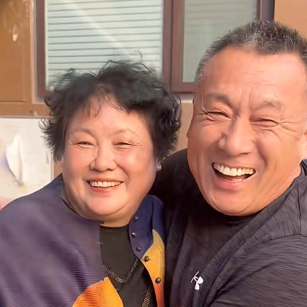 小玉大姑(小玉一家人)