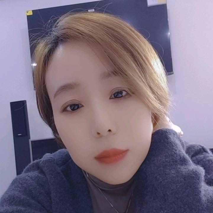 ღ清风᭄🍃ღ与你᭄