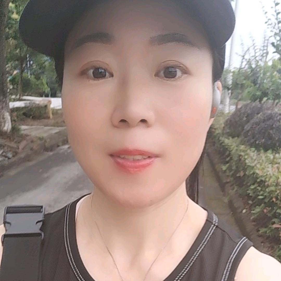 @爱健身的霞姐