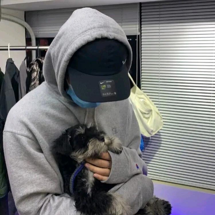 鹏鹏潮牌