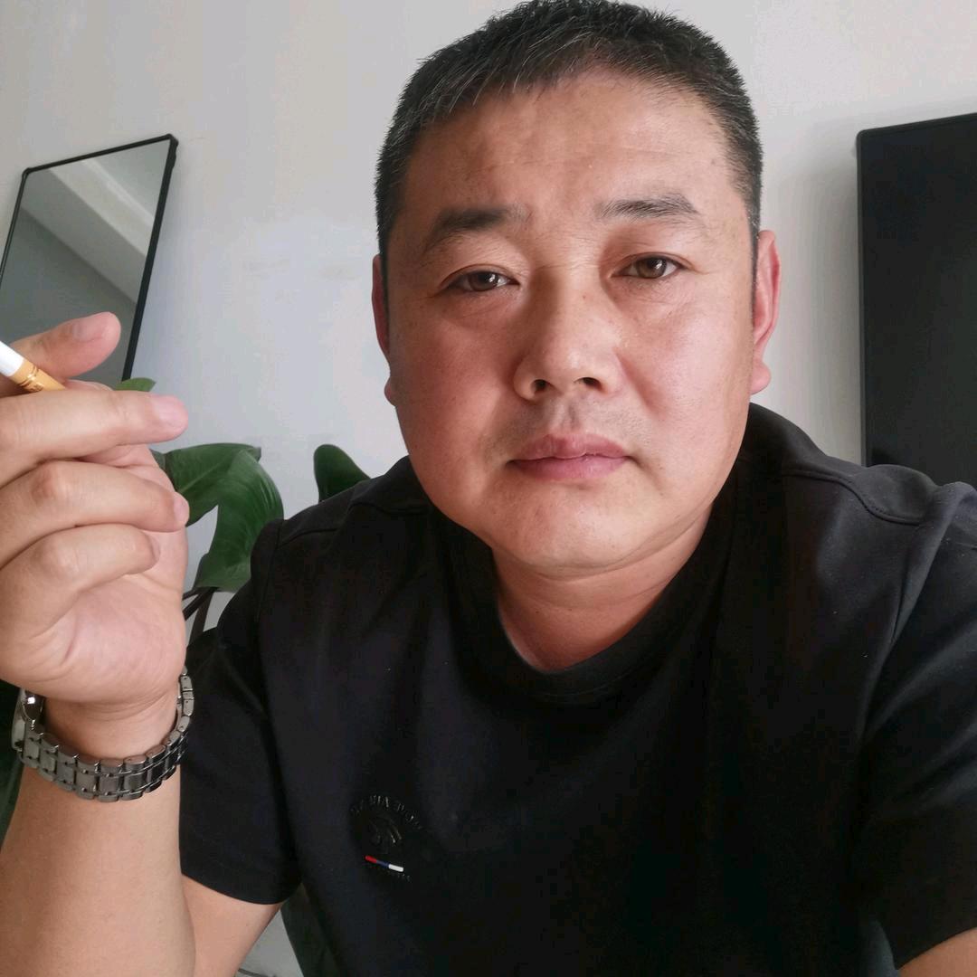 乌鲁木齐国豪世纪二手洒水车