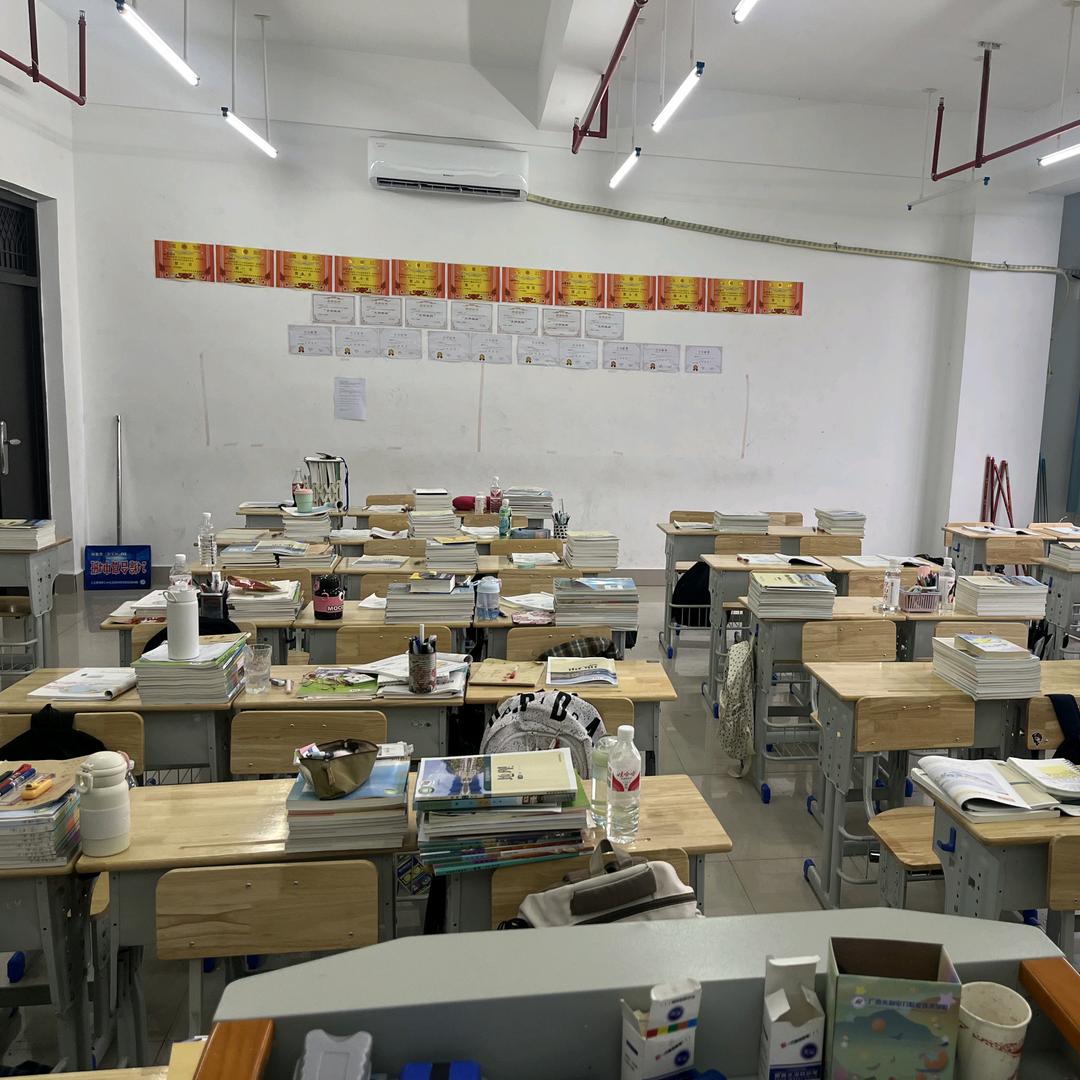 南宁公办中职丨梁老师