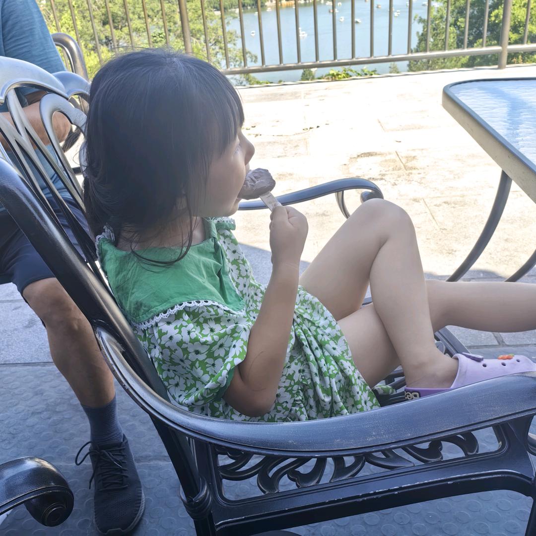 怡茜♡宜曼快乐大本营