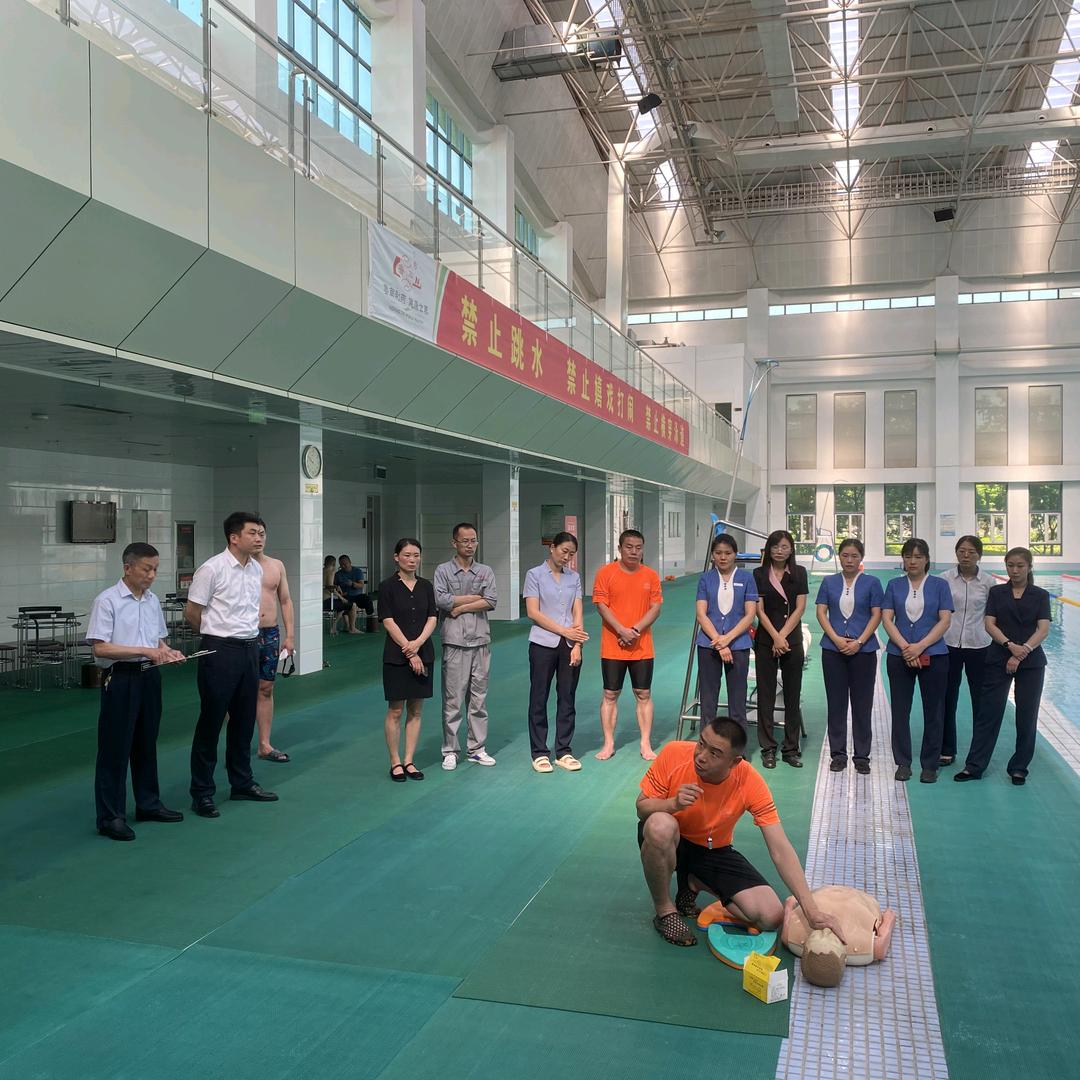 新时代游泳馆.邢