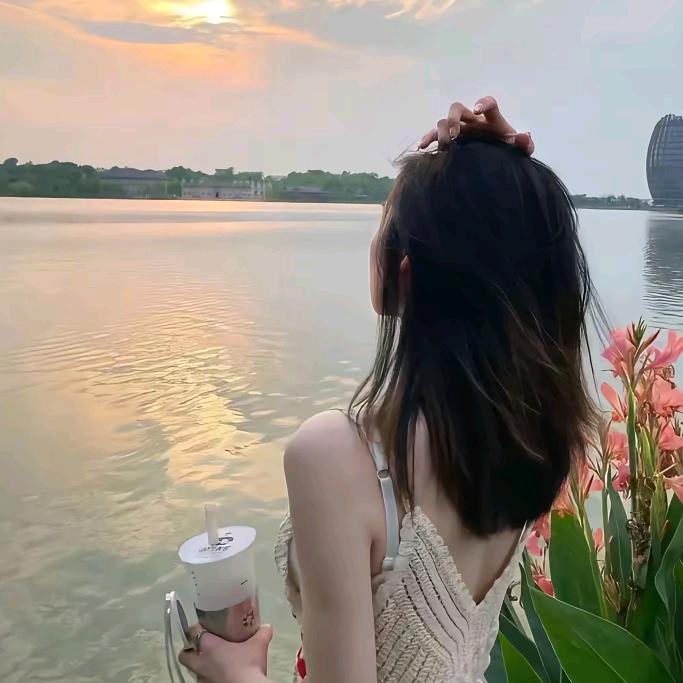 芳菲
