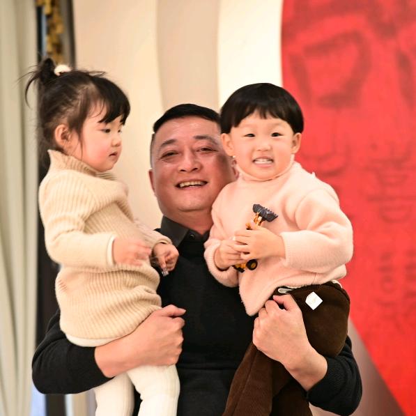 堂前三味胡中文