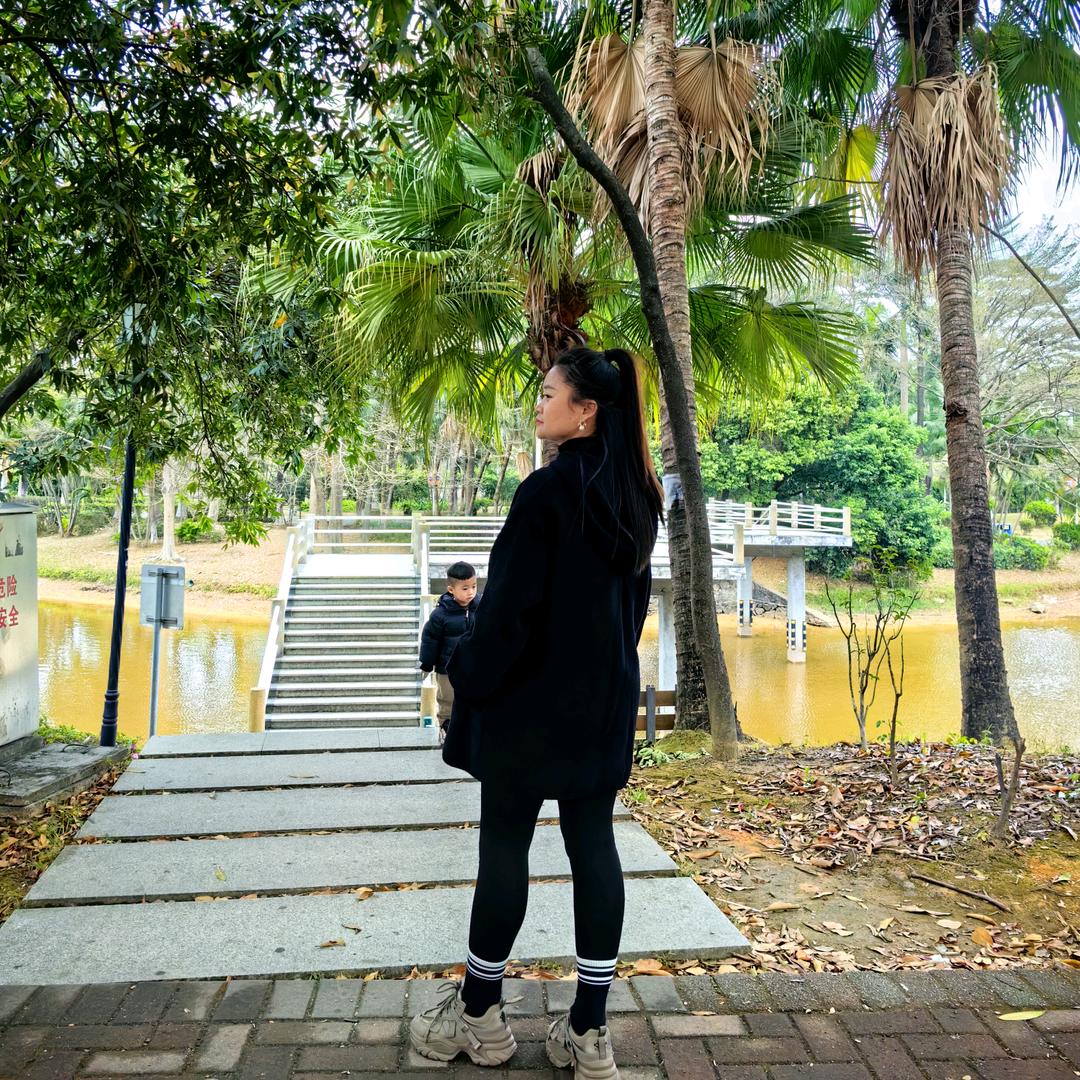 ℳ̶̶̶̶♡̶҉晚风ℳᥫᩣ（拒绝连赞）