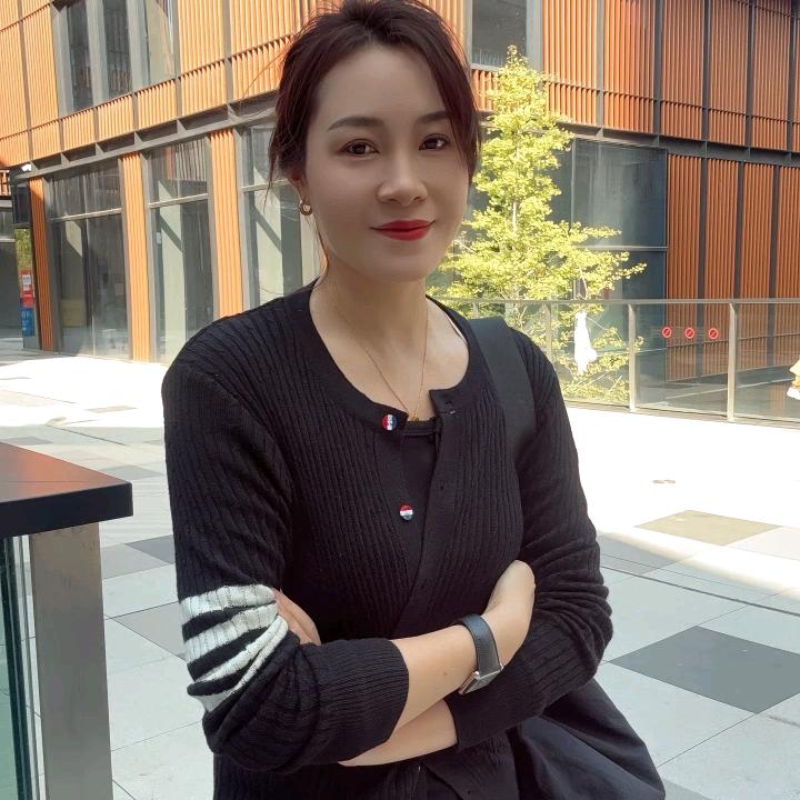 破晓的女战士