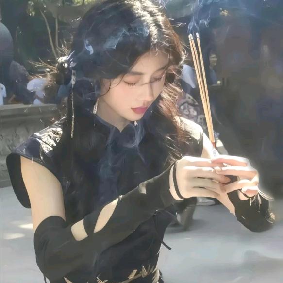 唯云陌雪_🖤