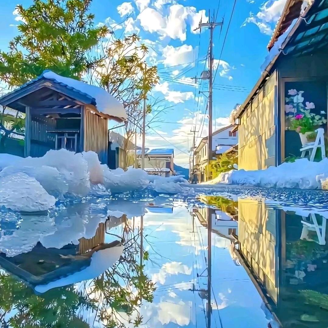 靝韔埊镹