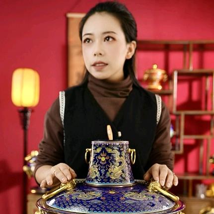 景泰蓝铜锅女王