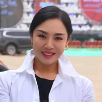 是邓小静吖
