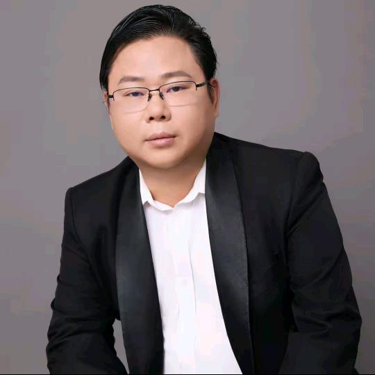 隔壁老王饰品厂（首播每天上午10:30)