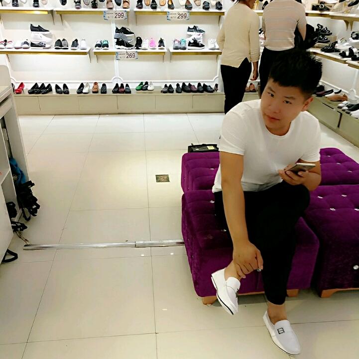 🇨🇳梦飞FLY👉专业生猪🐷调运