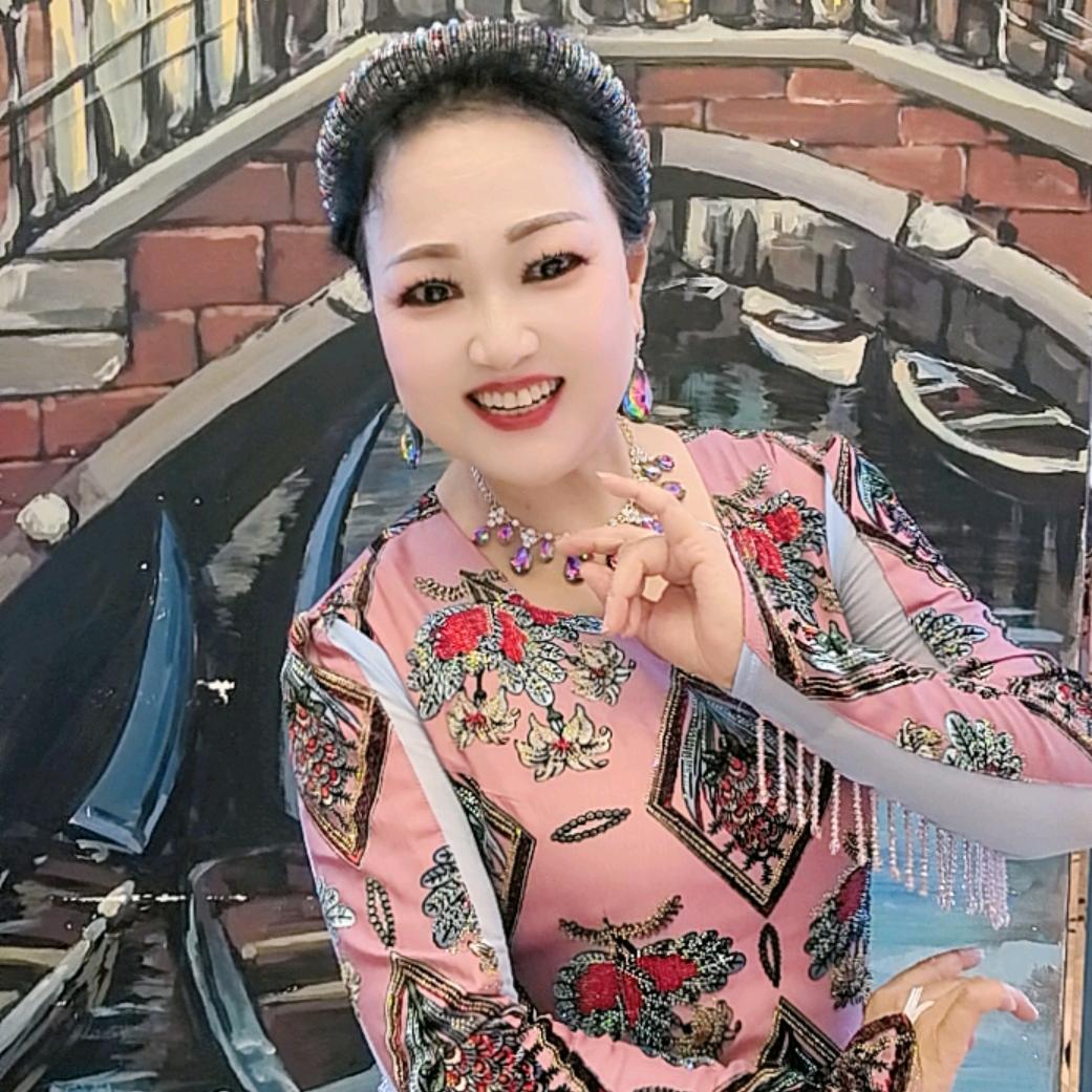 霓裳玫瑰