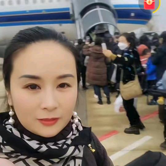 戴安琪房车环球旅播²²⁷早7点10