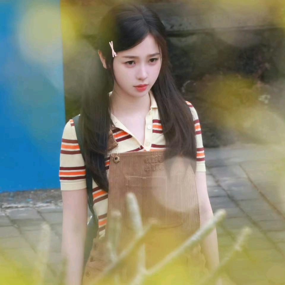 唳