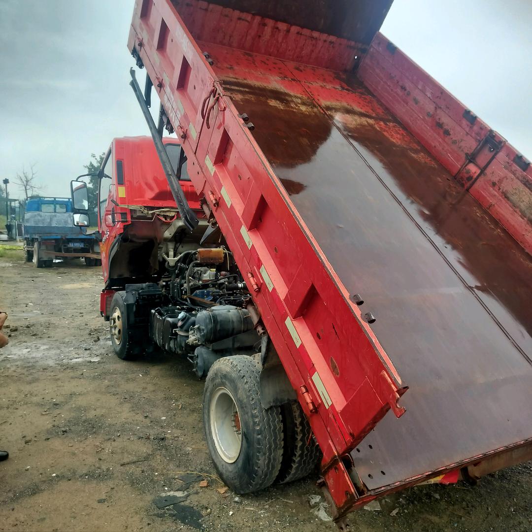 高价收奥驰x6v6x3瑞沃Es3