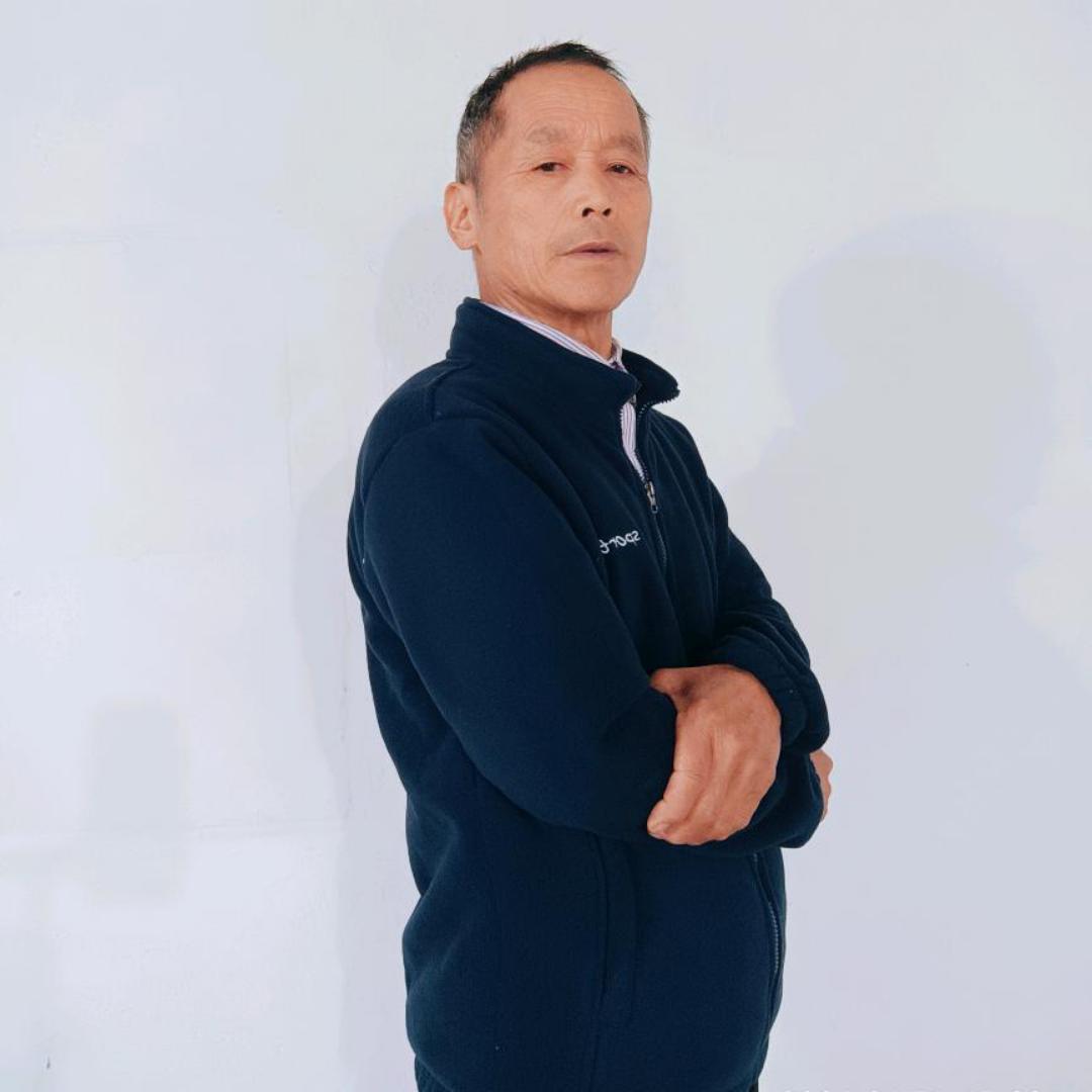 从新哥