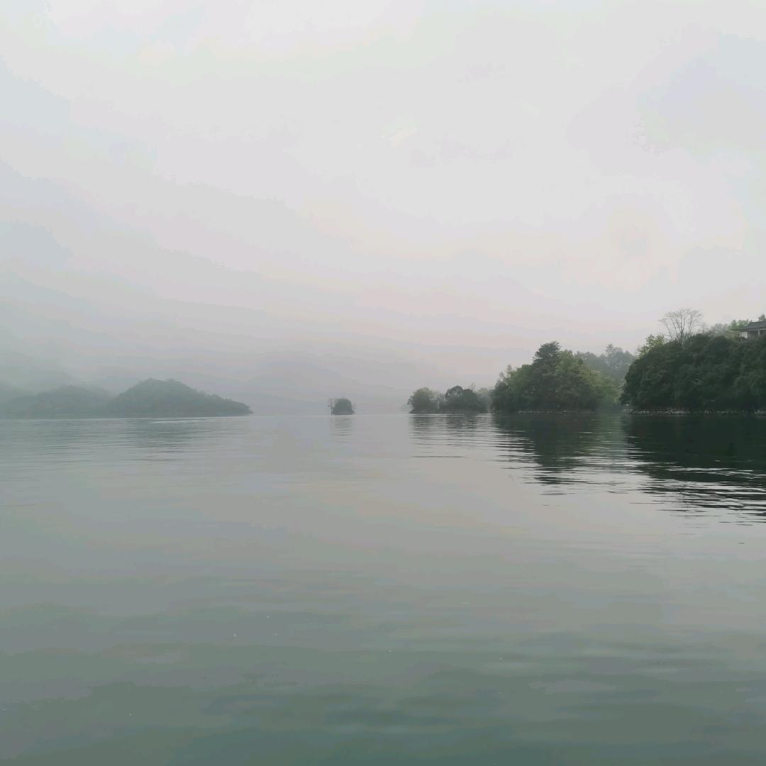 一错再错