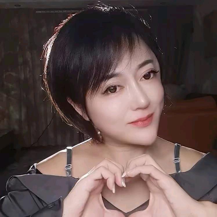 @灵儿🎤