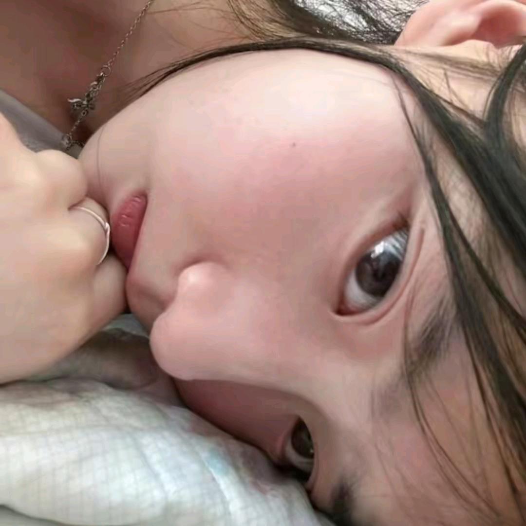 ^ω^