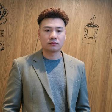 ╄→青年の才俊