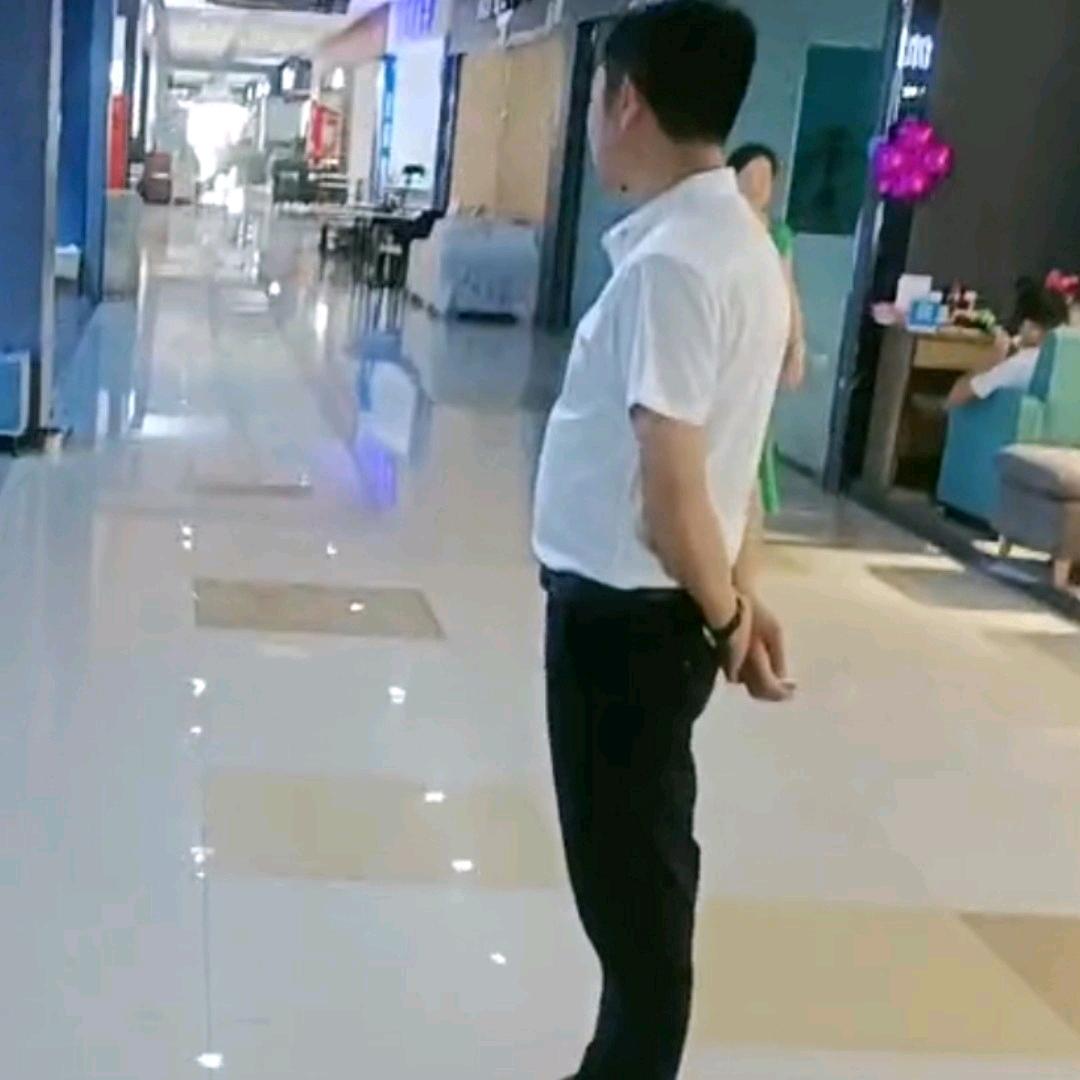 无名灬灬