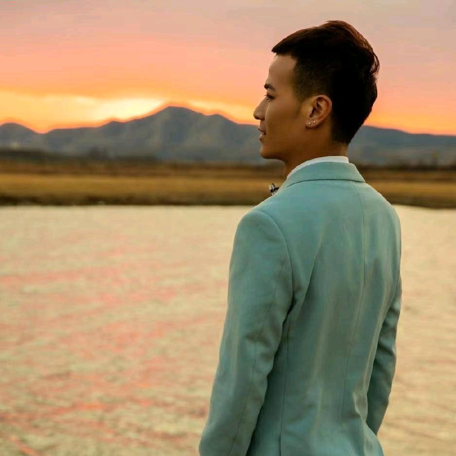 小九