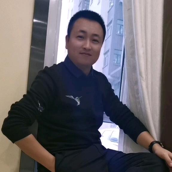 小雷哥🐭