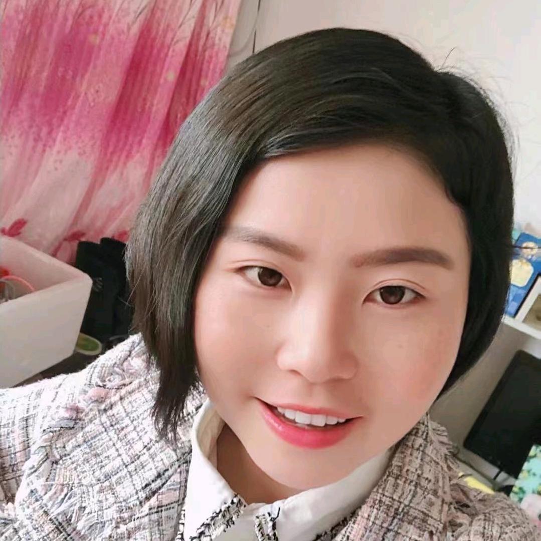 半只小月亮🌙